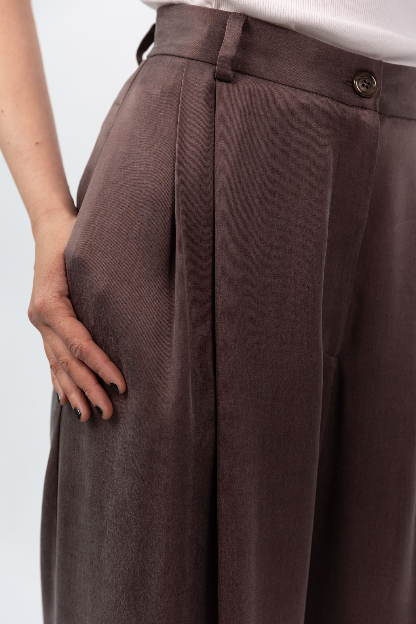 Rose Brown Pleated Trousers